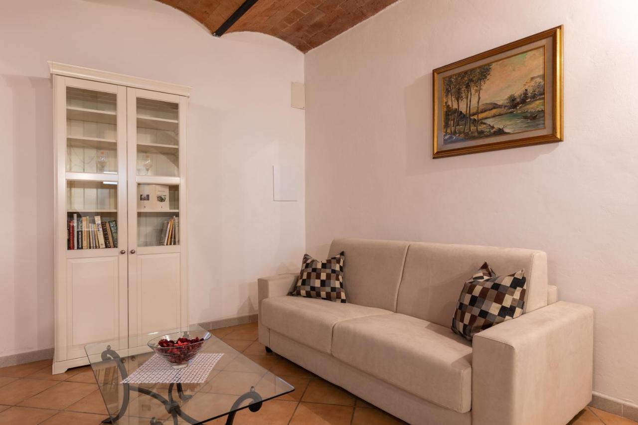Enchanting Flat With Patio In Abbadia A Isola Монтериджиони Экстерьер фото