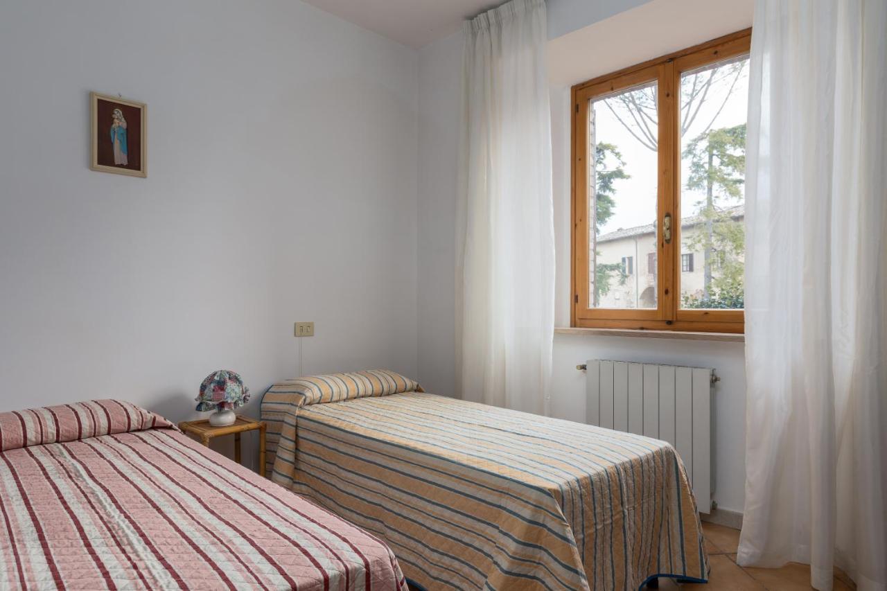 Enchanting Flat With Patio In Abbadia A Isola Монтериджиони Экстерьер фото