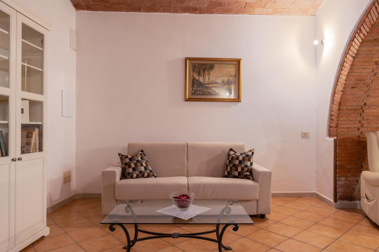 Enchanting Flat With Patio In Abbadia A Isola Монтериджиони Экстерьер фото